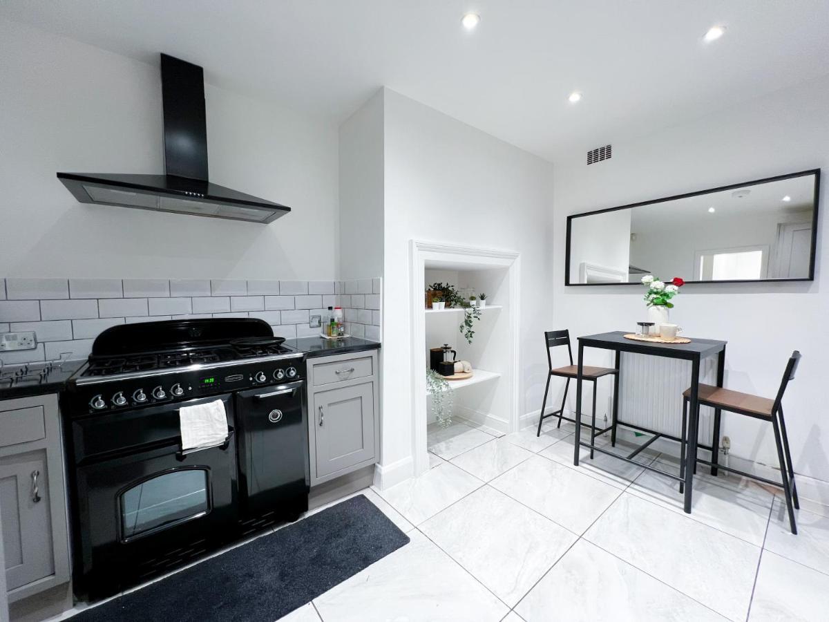 Stylish 3 Bed Flat With Garden Apartment London Bagian luar foto