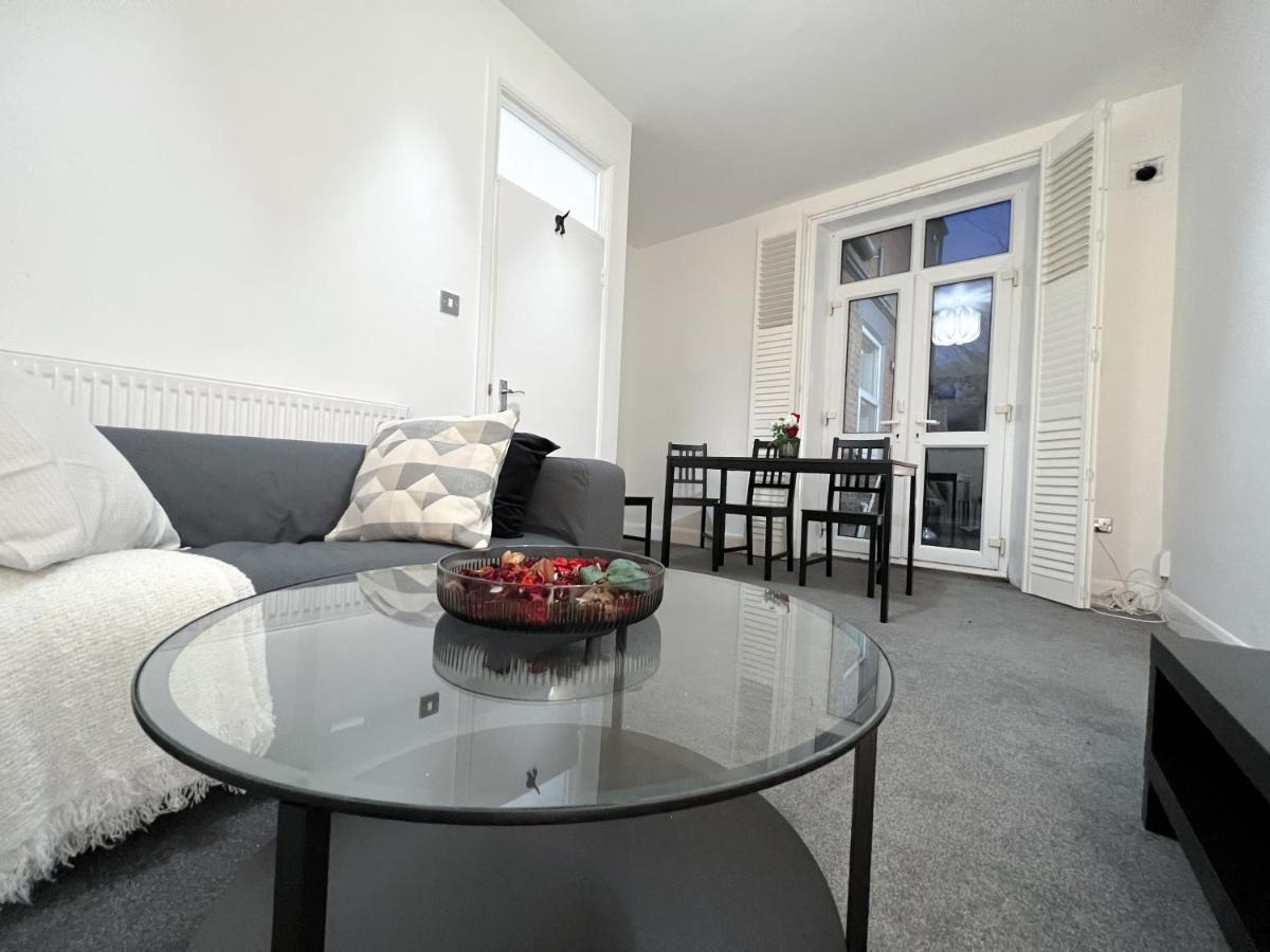 Stylish 3 Bed Flat With Garden Apartment London Bagian luar foto